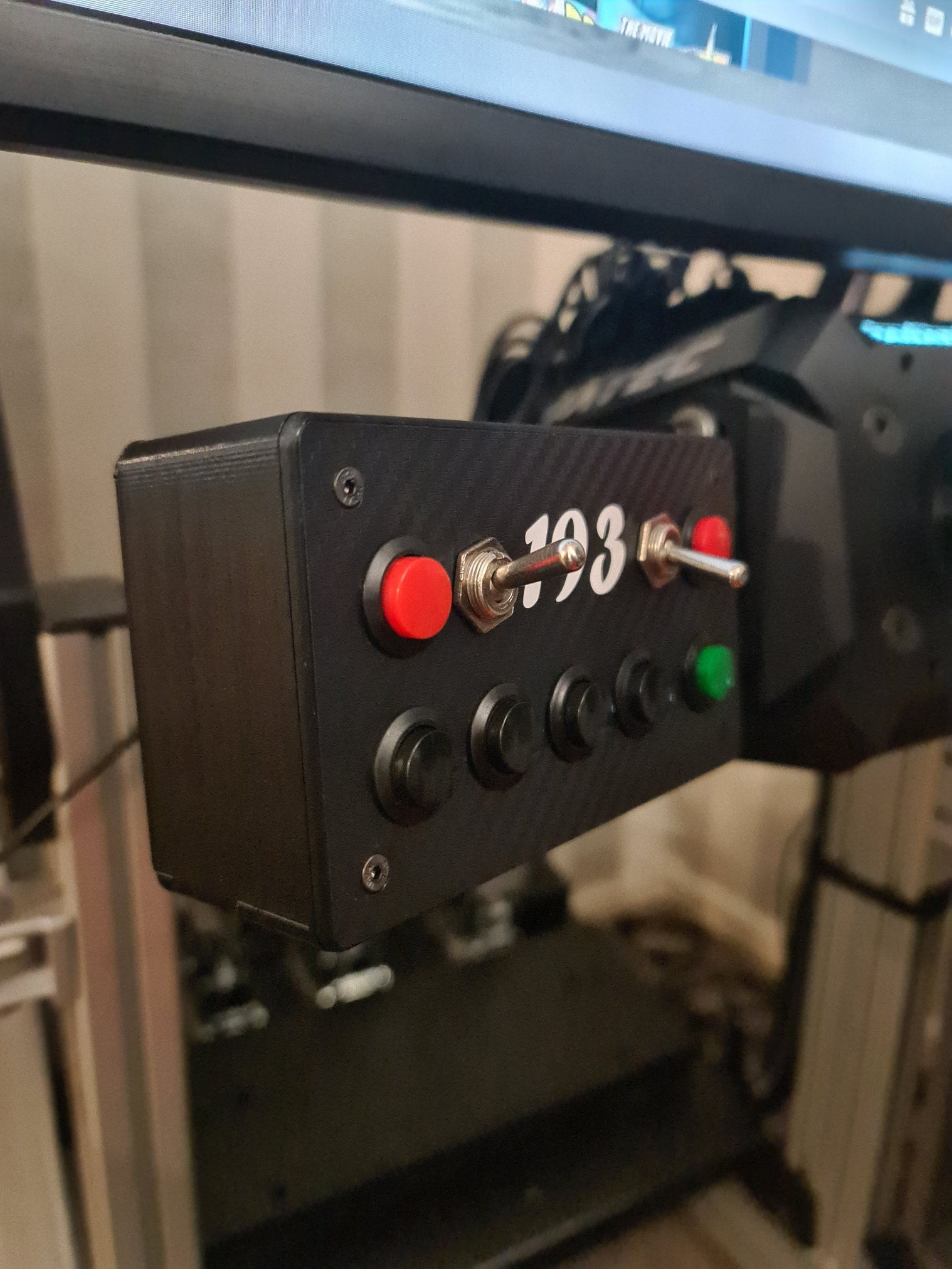 Simple Button Box | Sim 3D